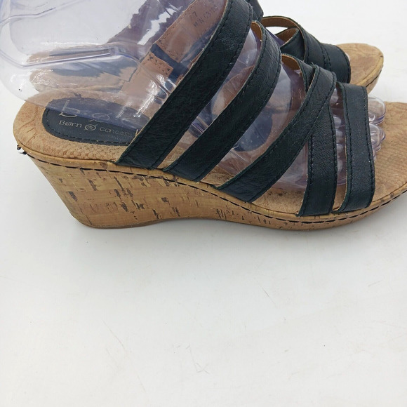 boc Born Concept women's black leather sandals wedge heel Size 7 heel 2 3/4" - Picture 2 of 6